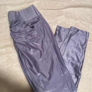 Cute Booty metallic leggings